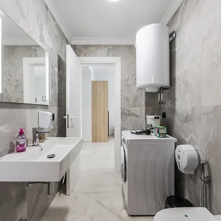 Relax Seafront By Ps Apartment