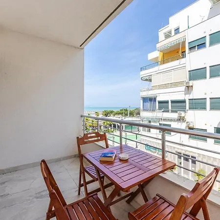 Relax Seafront By Ps Apartment *