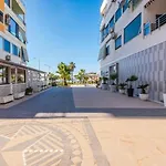 Relax Seafront By Ps Apartment Golem (Tirana)