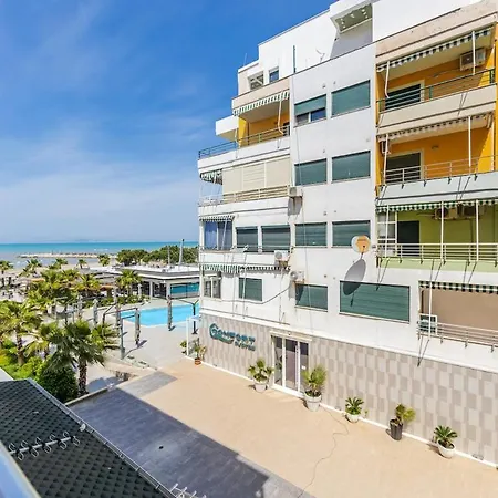 Relax Seafront By Ps Apartmán Golem (Tirana)