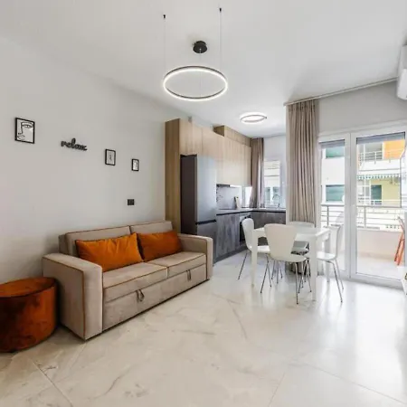 Relax Seafront By Ps Apartment Golem (Tirana)