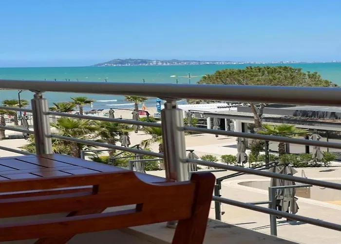 Relax Seafront By Ps Appartamento Golem (Tirana)